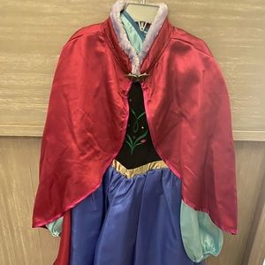 Disney Store Anna Costume Size 7/8